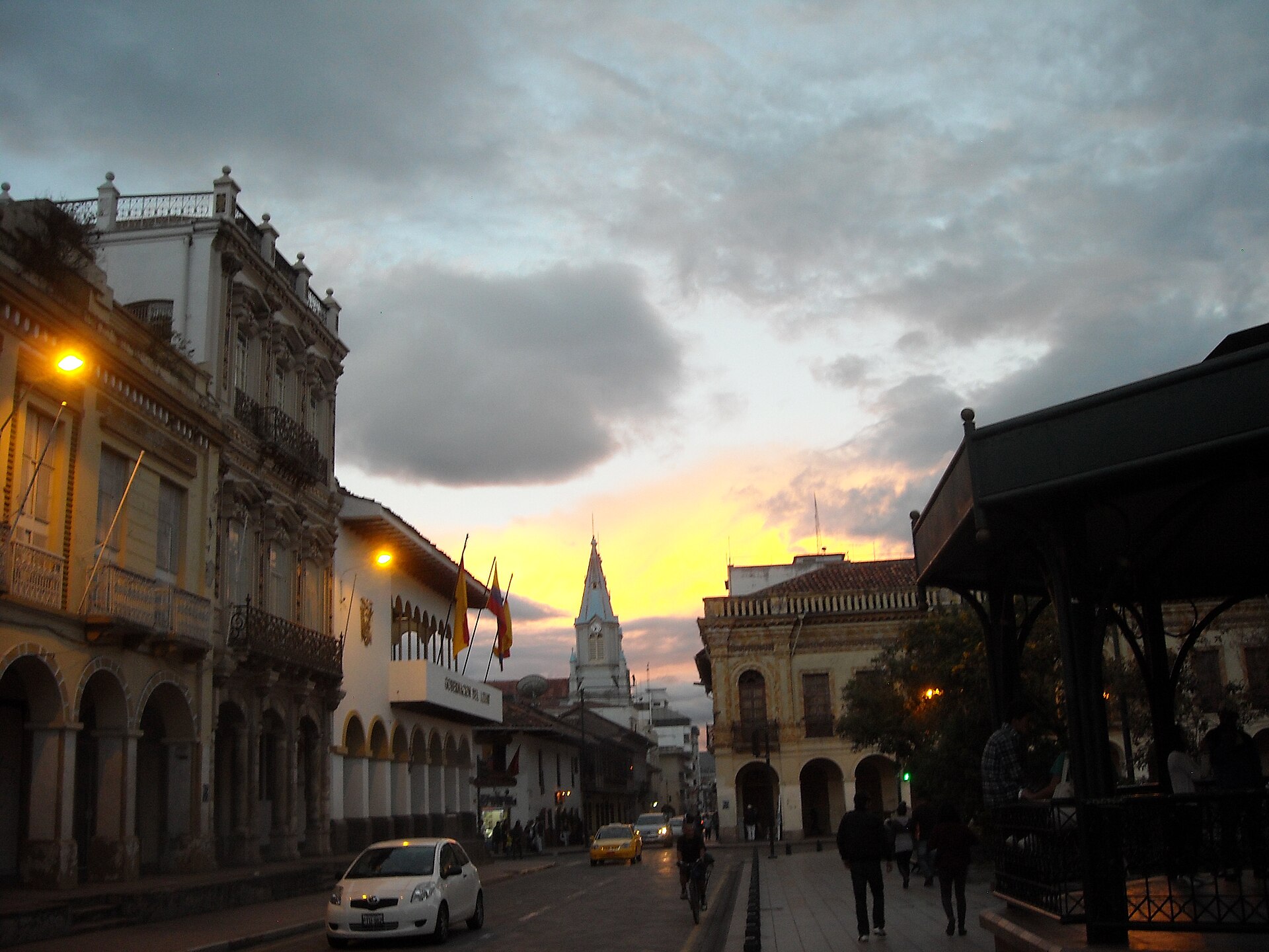 Quiet Centro street at dusk